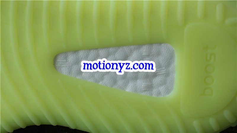 Adidas Yeezy Boost 350 V2 Semi Frozen Yellow